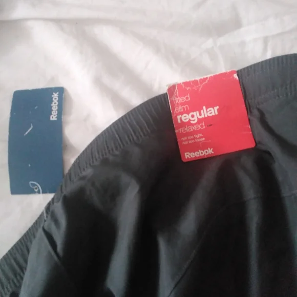 Men's Training Pants - Picture 9 of 10